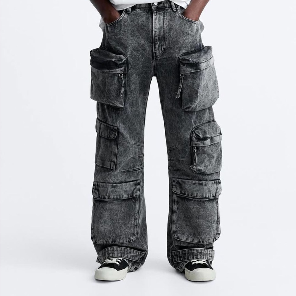 Zara Black Cargo Pants for Men